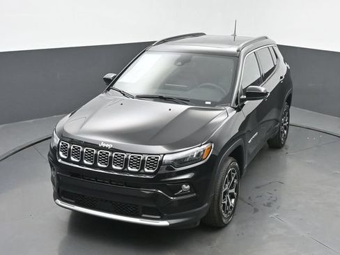 New 2026 Jeep Compass Limited w/ Sun, Sound & Navigation Group AWD/4WD image 41