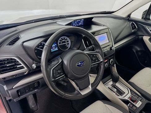 Used 2020 Subaru Forester Premium image 9