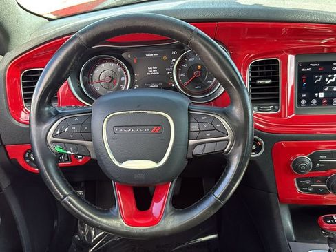 Used 2019 Dodge Charger SXT w/ Leather Interior Group image 28