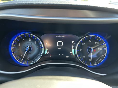 New 2026 Chrysler Pacifica Select image 39