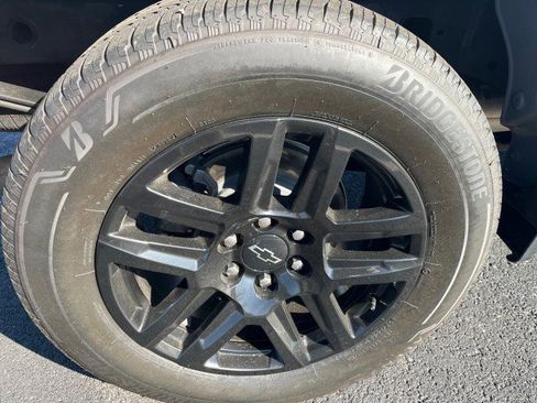 Used 2024 Chevrolet Silverado 1500 Custom image 21