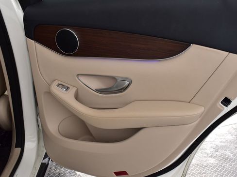 Certified 2022 Mercedes-Benz GLC 300 4MATIC image 30