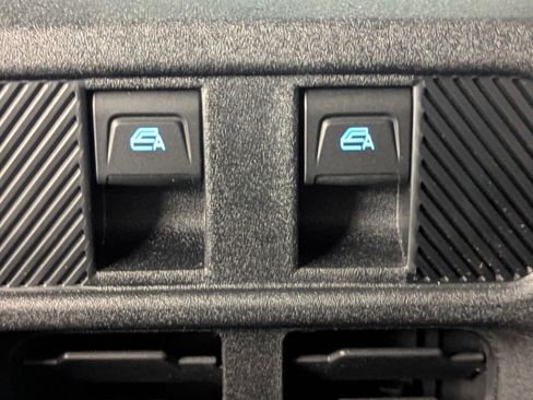 New 2025 Ford Bronco Badlands image 19