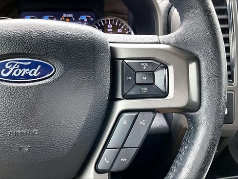 Used 2019 Ford Expedition XLT w/ Equipment Group 202A RWD image 25