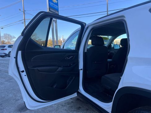 Certified 2020 Chevrolet Traverse LT image 32