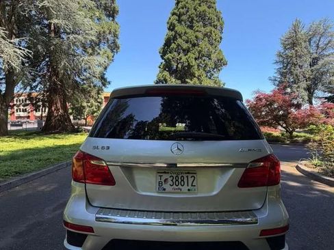 Used 2014 Mercedes-Benz GL 63 AMG 4MATIC image 6