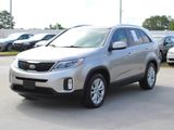 Used 2015 Kia Sorento EX w/ EX V6 Touring Package image 3
