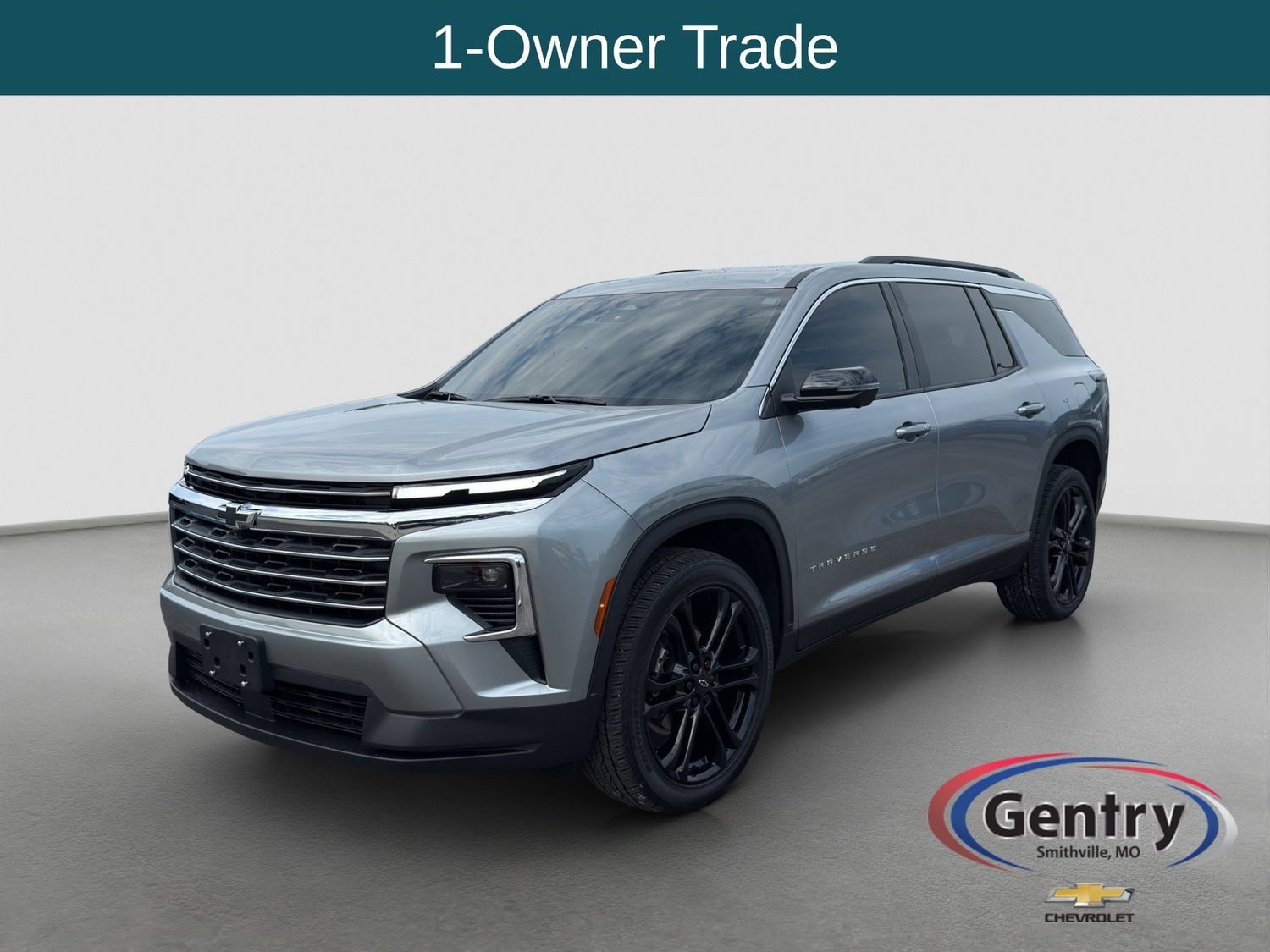 Used 2026 Chevrolet Traverse LT w/ Driver Confidence Package AWD/4WD image 1