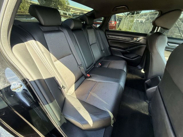 Used 2020 Honda Accord Sport image 11