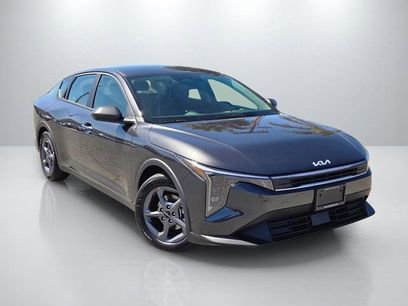 New 2026 Kia K4 LX