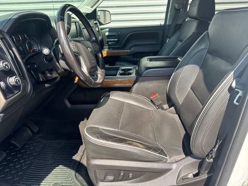 Used 2018 Chevrolet Silverado 1500 High Country AWD/4WD image 10