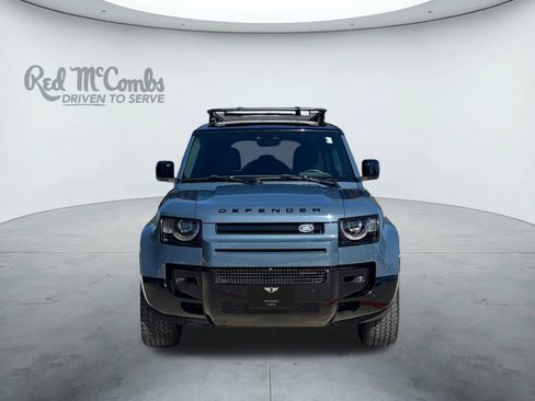 Used 2023 Land Rover Defender 110 X-Dynamic SE image 8