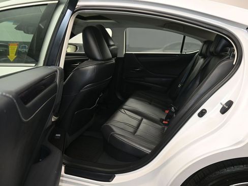 Used 2020 Lexus ES 300h w/ Accessory Package FWD image 34