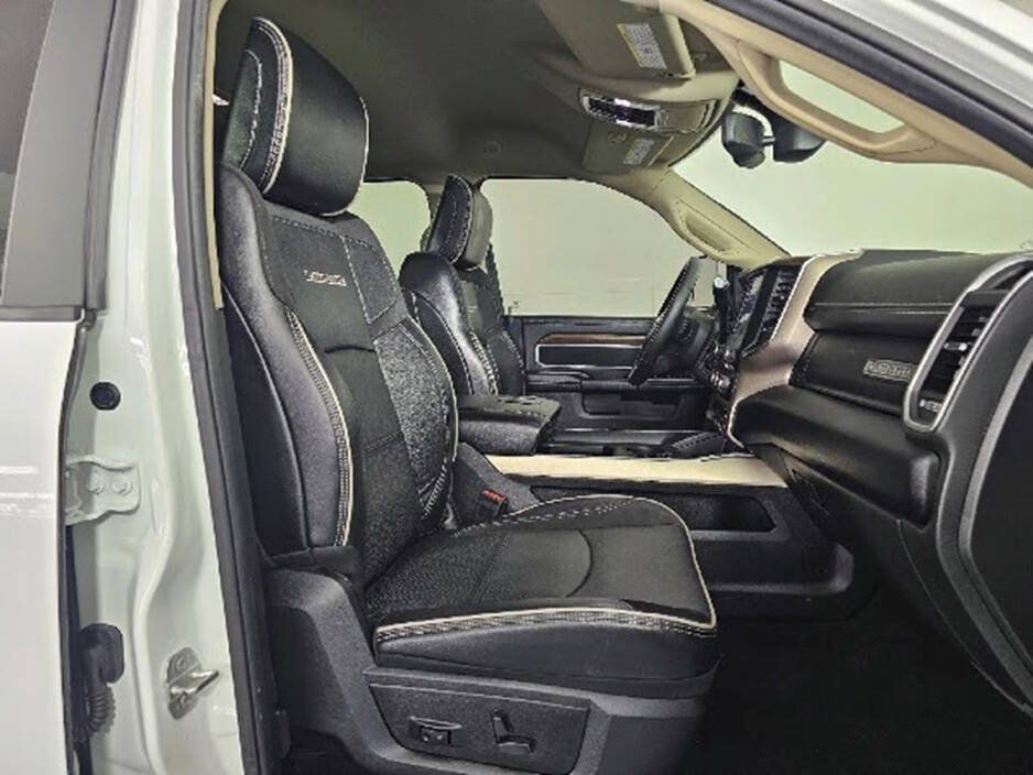 Used 2022 RAM 2500 Laramie AWD/4WD image 17