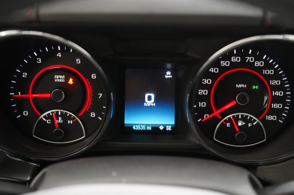 Used 2017 Chevrolet SS RWD image 17