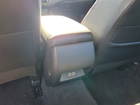 Used 2025 Nissan Altima 2.5 SR image 11