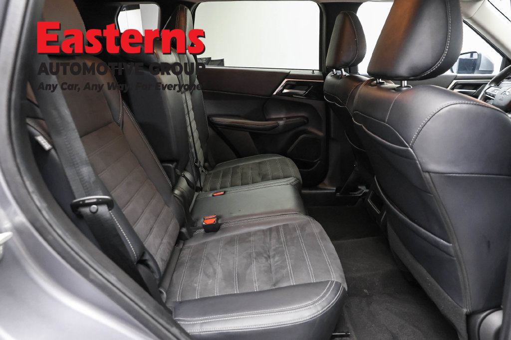Used 2024 Mitsubishi Outlander SE FWD image 24