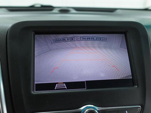 Used 2022 Chevrolet Equinox LT FWD image 28