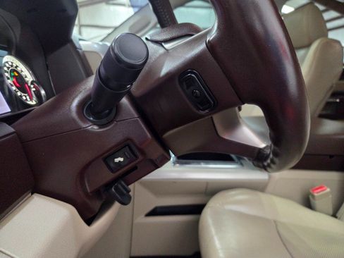 Used 2015 RAM 3500 Laramie image 42