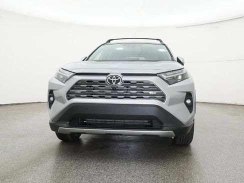 New 2025 Toyota RAV4 Limited image 31