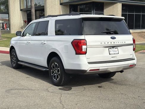 Used 2023 Ford Expedition Max XLT image 6