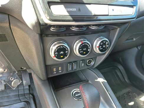 Used 2025 Mitsubishi Outlander Sport LE image 47