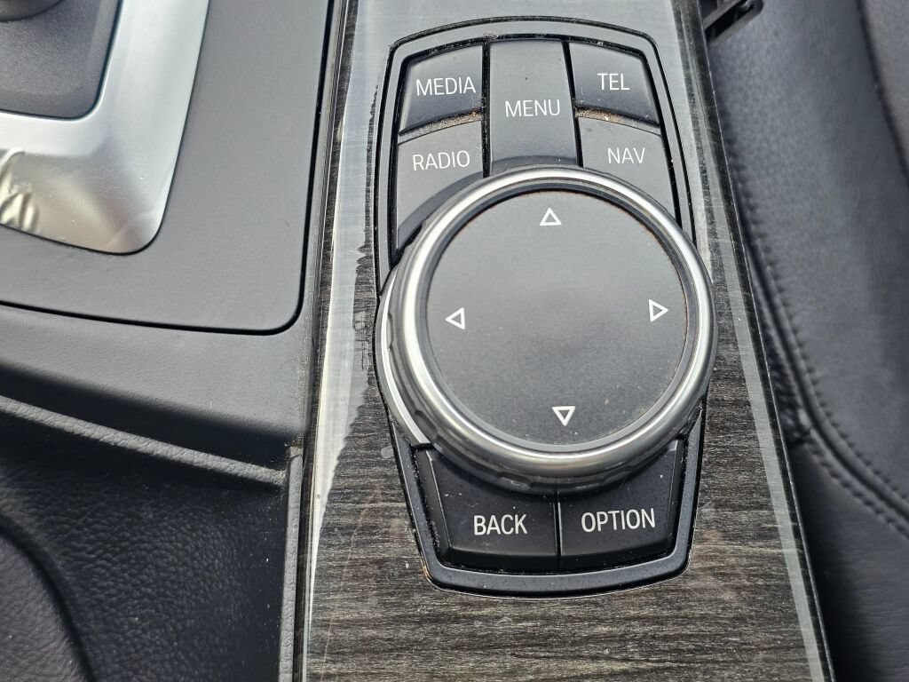 Used 2016 BMW 328i xDrive Sedan AWD/4WD image 30