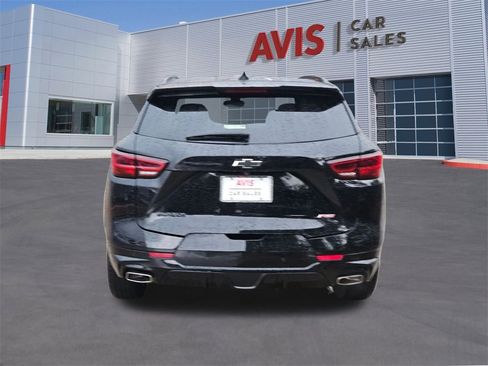 Used 2025 Chevrolet Blazer RS image 5