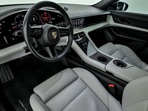Used 2023 Porsche Taycan RWD image 15