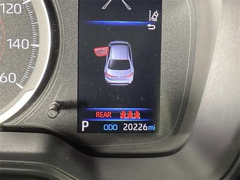Used 2020 Toyota Corolla SE image 18