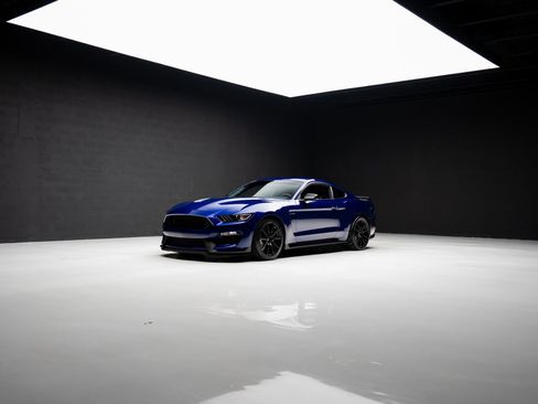 Used 2016 Ford Mustang Shelby GT350 w/ Track Package RWD image 82