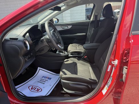 Used 2024 Kia Forte LXS w/ LXS Technology Package FWD image 11