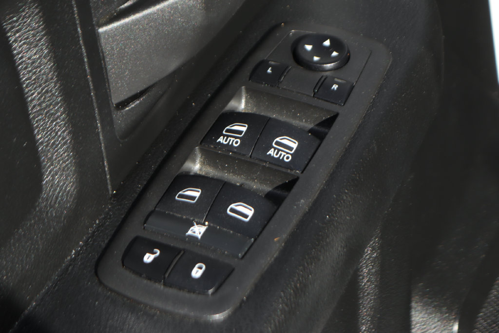 Used 2022 RAM 2500 Tradesman RWD image 17