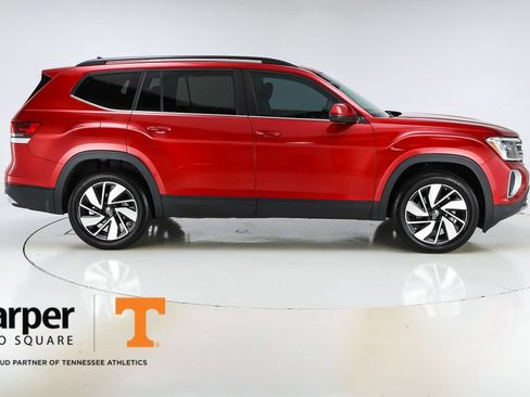 Used 2024 Volkswagen Atlas SE FWD image 10