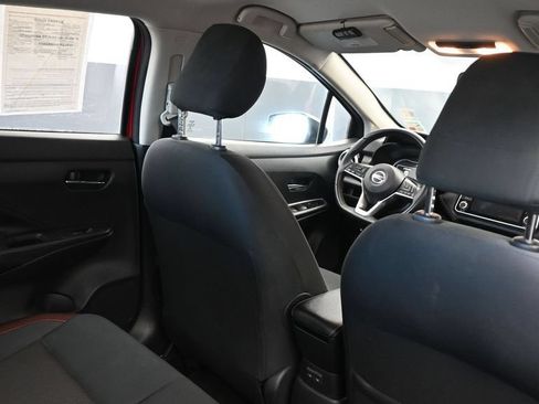 Used 2020 Nissan Versa SR FWD image 15