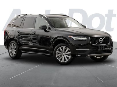 Used 2017 Volvo XC90 T6 Momentum w/ Vision Package