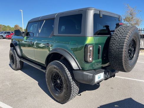 Used 2023 Ford Bronco Wildtrak image 6