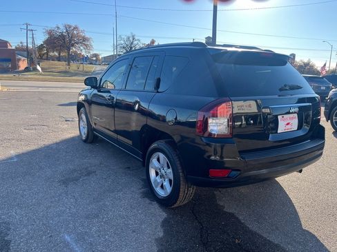 Used 2016 Jeep Compass Sport w/ Power Value Group image 4
