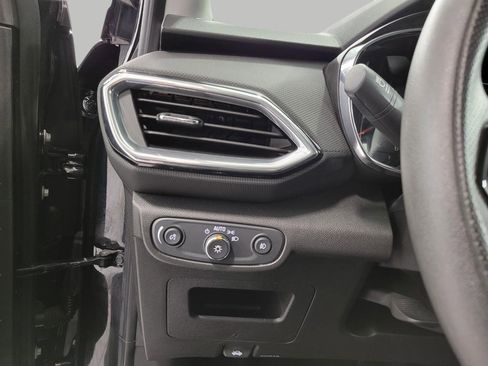 Certified 2023 Chevrolet TrailBlazer LT FWD image 11