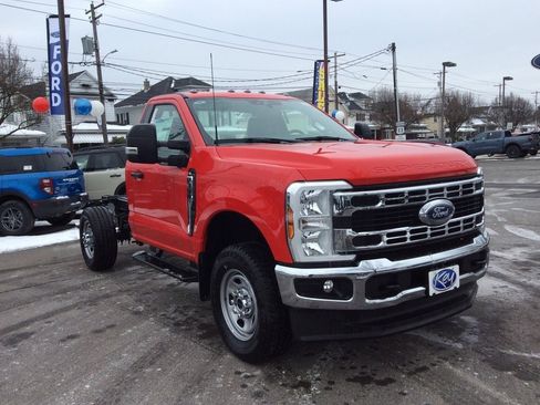 Used 2024 Ford F350 XL w/ Snow Plow Prep Package image 2