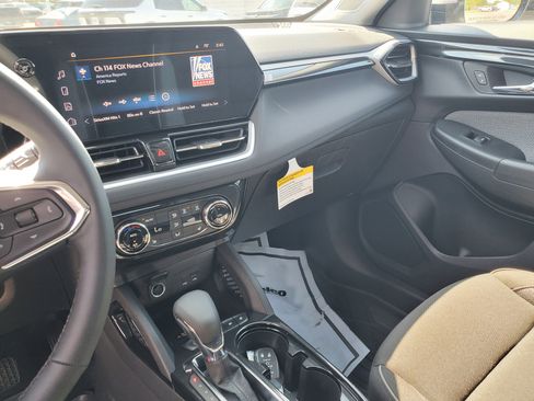 New 2026 Chevrolet TrailBlazer LT w/ Convenience Package image 15