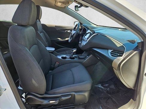 Used 2024 Chevrolet Malibu LT FWD image 24