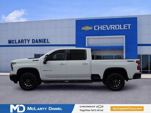 Certified 2025 Chevrolet Silverado 2500 LTZ w/ Trail Boss Package AWD/4WD image 3