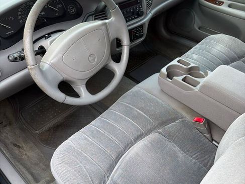 Used 2004 Buick Century Custom FWD image 9