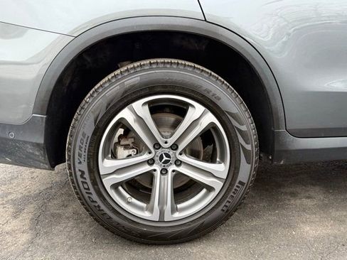 Used 2018 Mercedes-Benz GLC 300 4MATIC image 19