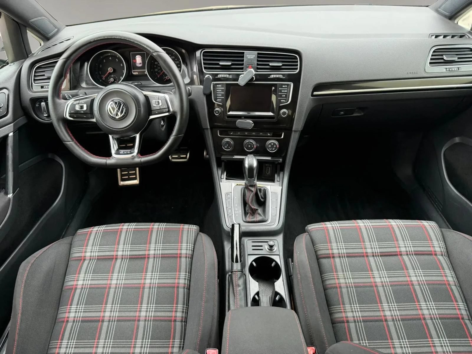 Used 2015 Volkswagen GTI S w/ Lighting Package (SEL) FWD image 12