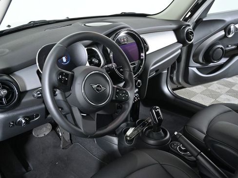 Certified 2023 MINI Cooper 4-Door Hardtop image 10