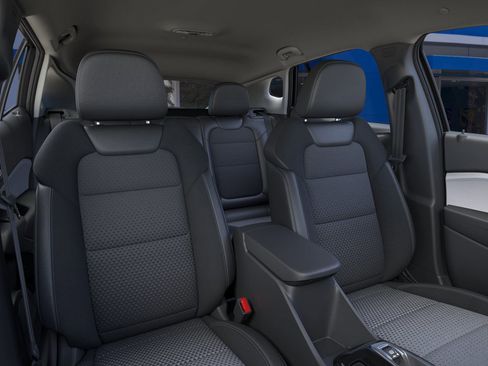 New 2026 Chevrolet Trax LT w/ Driver Confidence Package image 16