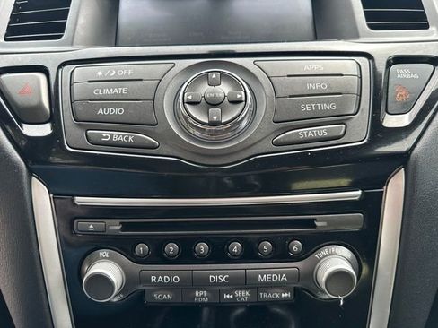 Used 2019 Nissan Pathfinder S AWD/4WD image 36