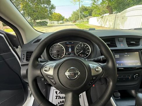 Used 2019 Nissan Sentra S FWD image 10